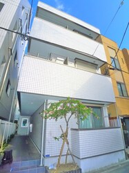 FIRST　HOUSE　AZUMABASHIの物件外観写真